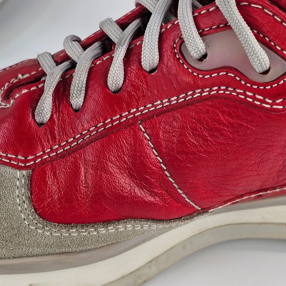 Vintage Prada Americas Cup Red Leather Grey Suede Sneakers E2003 39 Womens